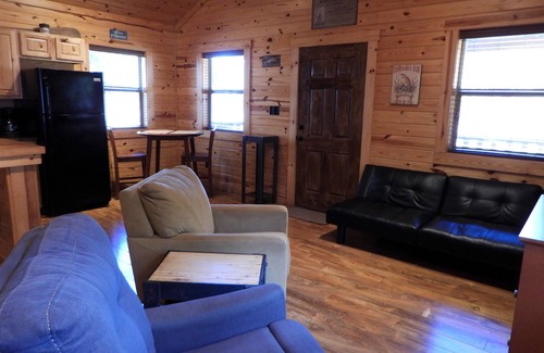 Royal Cabina | The Ozark.
