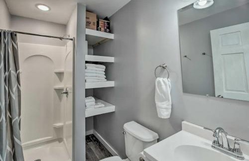 Albert Lea Apartamento | The Pad-Spacious King apartment on main level