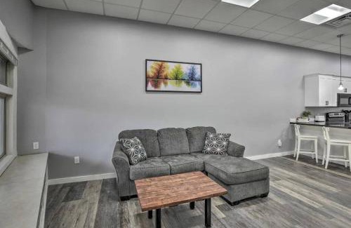 Albert Lea Apartamento | The Pad-Spacious King apartment on main level