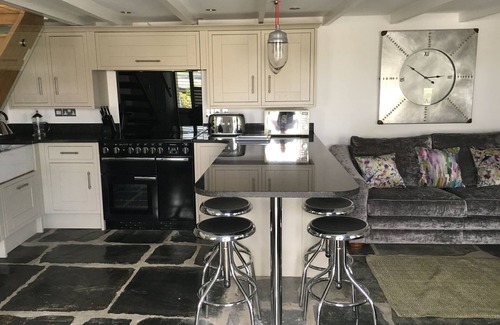 Treator Cabaña | Rural-Baño Privado-Vista al rio