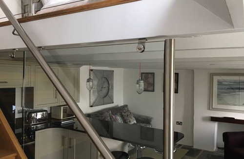Treator Cabaña | Rural-Baño Privado-Vista al rio