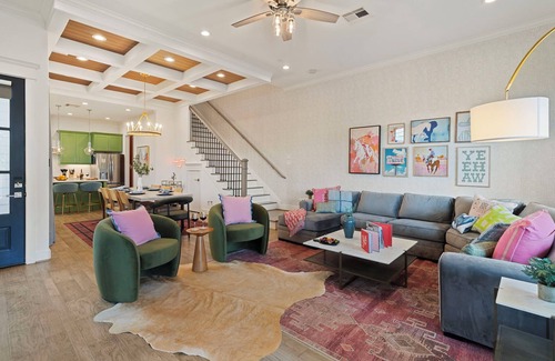 Shady Acres Casa | The Painted Cowboy: Heights~Hot Tub~Fire Pit~Grill~Game Room