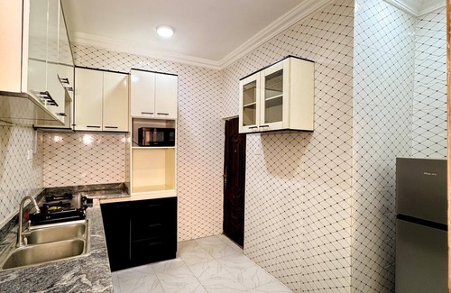 Umudike Apartamento | The Paletinos Luxury Aparthotel