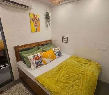 Pali Hill Apartamento | The PaliHideaway- Hidden Gem in Pali Mala,Bandra