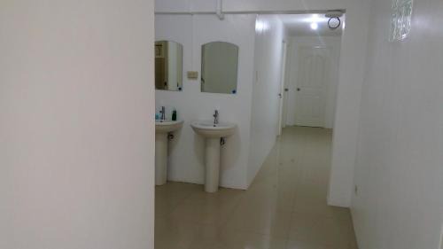 Muntinlupa Hotel | The Palines Aparthotel near Palazzo Verde Evia Alabang