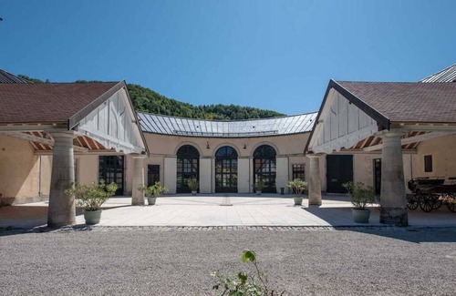 Syam Apartamento | The Palladian Villa, Syam Castle