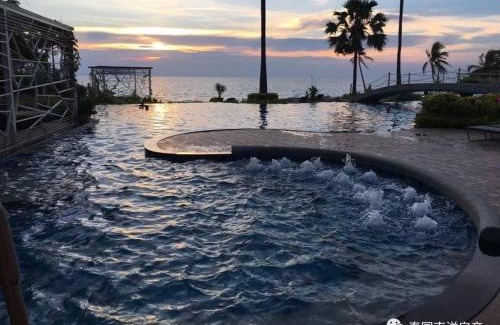 North Pattaya Apartamento | The Palm Beach Front