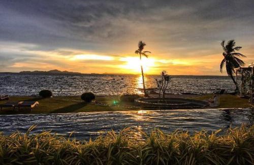 North Pattaya Apartamento | The Palm Beach Front