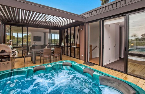 Palm Beach Casa | The Palm Beach Treehouse - Palm Beach Holiday House