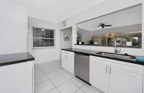 South Lake Casa | The Palm House in Hollywood