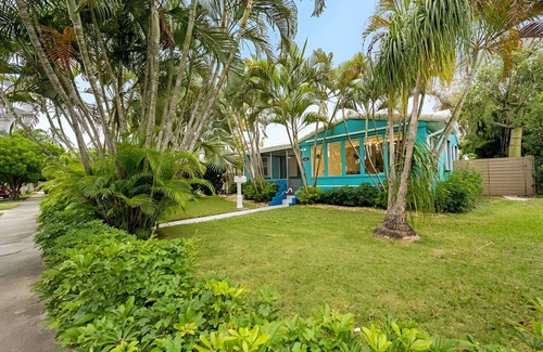 South Lake Casa | The Palm House in Hollywood