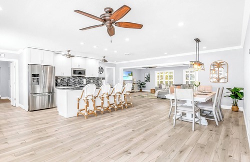 Florida North Atlantic Coast Casa | The Palm House: Spacious, Stylish, & Perfectly Located in North Palm Beach!