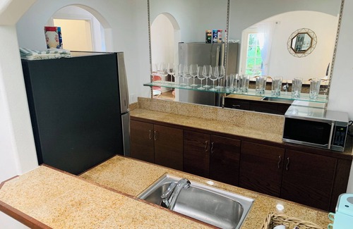 Loma Alta Apartamento | The Palm Oasis