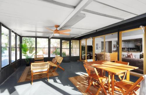 University Hills Casa | The Palm Royale