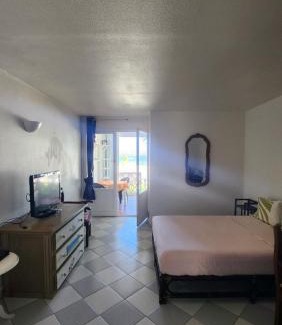 Nettle Bay Apartamento | The Palm - Studio on the beach