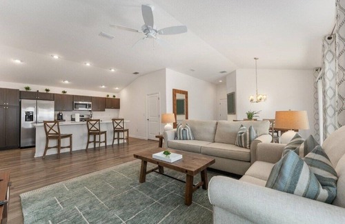 Okahumpka Casa | The Palm Tree Pad - 3/2 Home