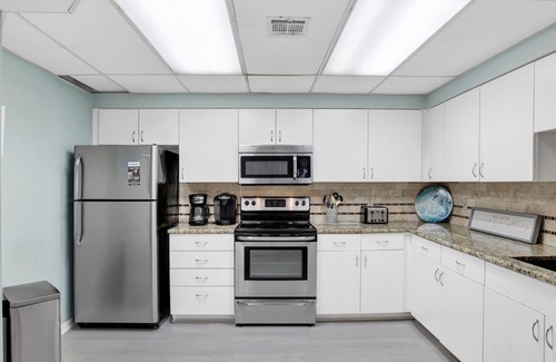 Orange Beach Condominio | The Palms 1014 | Spacious 2 bedroom OBA beach front condo!