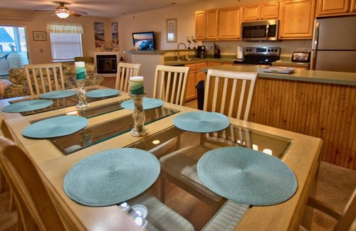 Rehoboth Beach Casa | REHOBOTH BEACH Luxury 3BR Condo End-Unit Home en THE PALMS w POOL Plazas 8 - 10