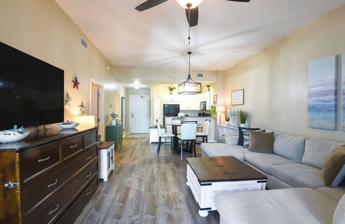 Indian Bayou Condominio | The Palms of Destin 2113 By Compass Resorts