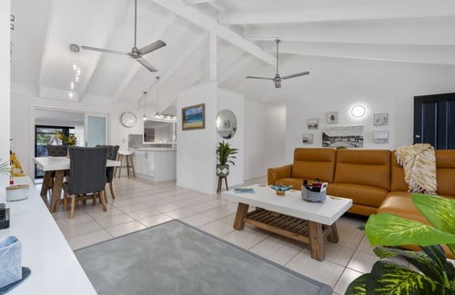 Sandstone Point Casa | The Pandanus Retreat