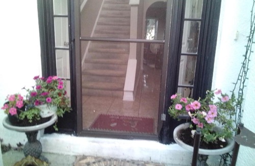 Poinciana Casa | The Paradise