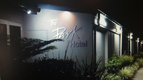Suffolk Park Hotel | The Park Hotel Motel, Suffolk Park