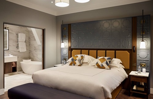 Castle Quarter Hotel | The Parkgate Hotel