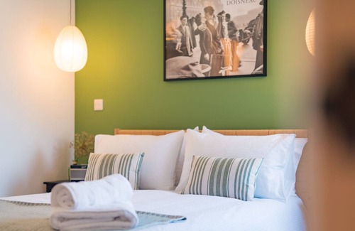 Ashford Cabaña | The Parlour - a holiday let that sleeps 4 guests in 2 bedrooms