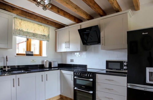 Ashby-de-la-Zouch Casa | The Parlour 2 bedroomed barn conversion sleeps 4 + 2