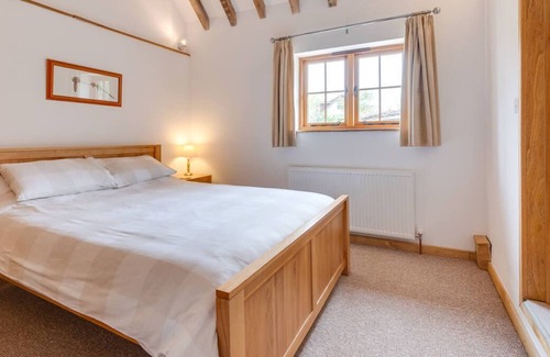 Ewhurst Green Casa | The Parlour in the beautiful Rye