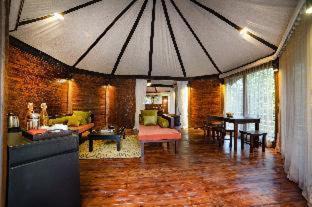 Pumdi Bhumdi Otro | The Pavilions Himalayas Lake View