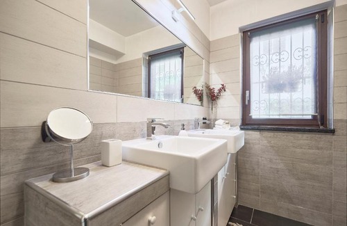 Trezzano sul Naviglio Cama Y Desayuno | The Peaceful Apartament Close to Milan