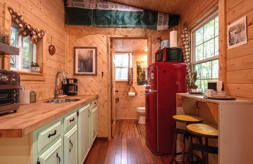 Swannanoa Casa | Ridgetop Tiny House | Displaced Locals/Workers