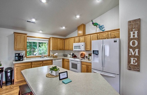 East Olympia Casa | 'The Peacock House' - Waterfront Home w/ Hot Tub!