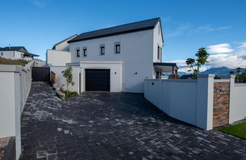 George Apartamento | The Peaks - Kingswood Golf Estate