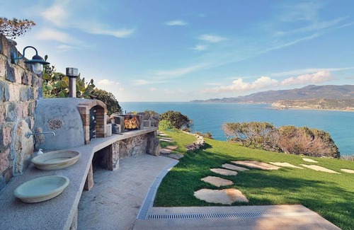 Magomadas Apartamento | The Pearl by the Sea