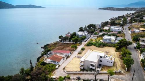 Salamis Casa | The Pearl of Salamina, a stylish seaside retreat