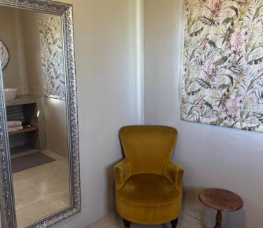 Blue Crane Route Apartamento | The Pecan Cottage