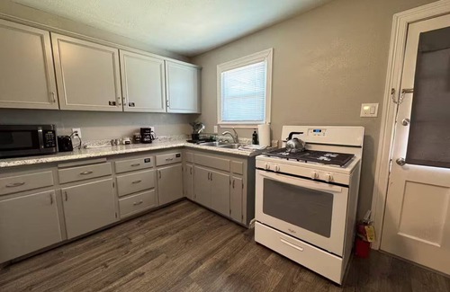 Wichita Falls Casa | The Pedal Pad - 3 BED/1 BATH @ central location