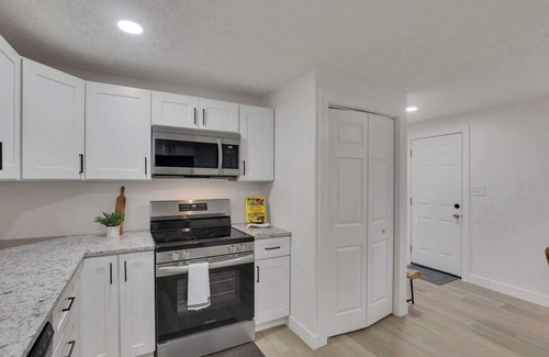 Reynoldsburg Casa | The Penick Getaway Su