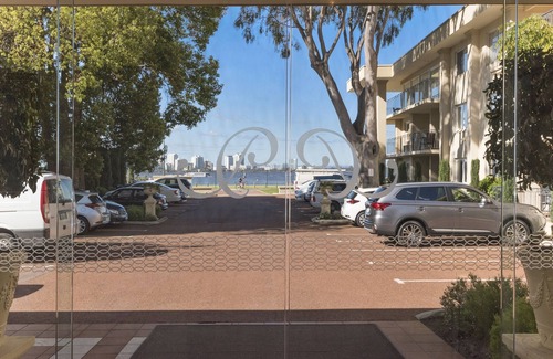 South Perth Apartamento | The Peninsula Riverside Serviced Apartments