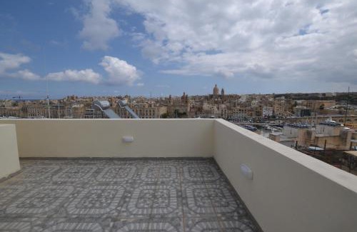 Senglea Apartamento | The Penthouse Flat-terrace&view