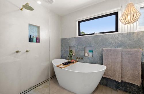East Ballina Apartamento | THE PENTHOUSE - Spectacular Views of the Bay, and the Ocean! Only 150m to Shaws Bay