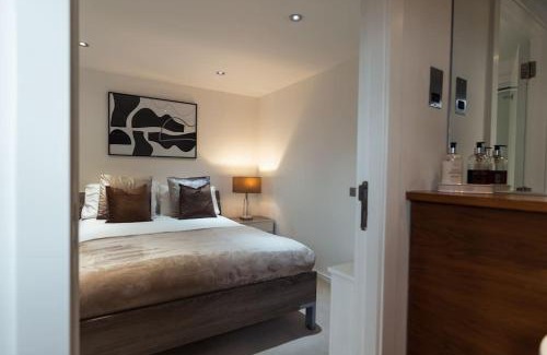 Kelvinbridge Apartamento | The Penthouse Suite - Luxury Like No Other