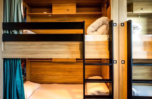 Arsenal Hostal | The People - Paris Marais
