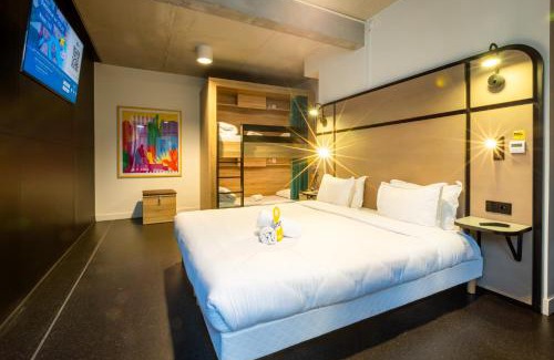 Arsenal Hostal | The People - Paris Marais