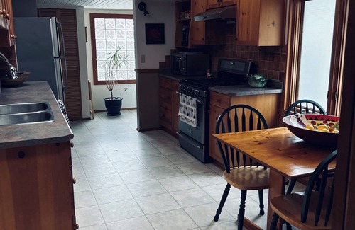 Cultus Lake Casa | "The Perch" @ Cultus Lake - Permit#24-301-021