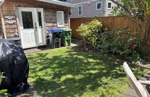 Cultus Lake Casa | "The Perch" @ Cultus Lake - Permit#24-301-021