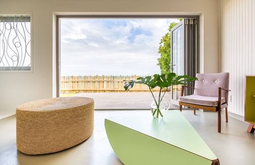 Redhill Casa | The Perfect Beach Bungalow