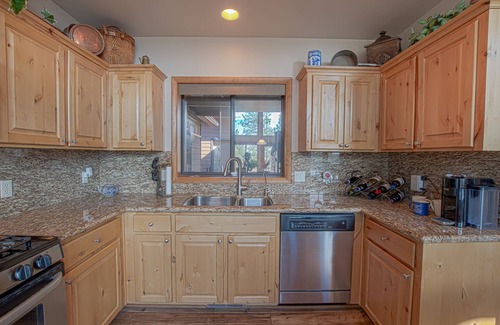 Torreon Cabina | The perfect cabin and casita! Amazing views and fun outdoor activities.